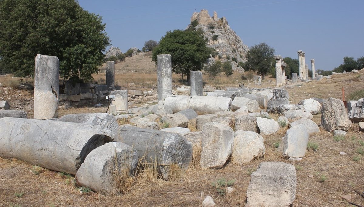 Çukurova'nın Efes'i Kastabala Antik Kenti adım adım gün yüzüne çıkıyor