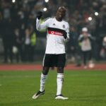 Demba Ba yeşil sahalara veda etti